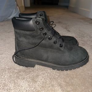 Black timberland boots